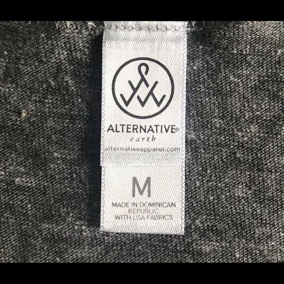 ALTERNATIVE EARTH “Sip Naked Save Turtles” Tank 🐢 - Picture 6 of 6